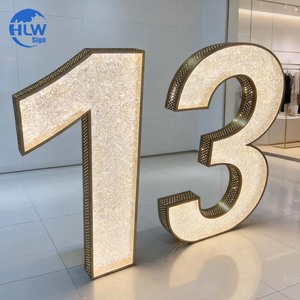 Insegna Luminosa a LED a Forma di Diamante, Lettere Giganti Autoportanti da 4 Piedi, Numeri Personalizzati in Metallo, Logo 3D LED Rosa Acceso - Product Image 2