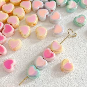 Acrílico en forma de corazón Multicolor cristal galvanizado suelto DIY cuentas personalizadas mezcla de colores pluma pulsera Decoración - Product Image 3