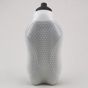 Muestra gratis Botella de bicicleta deportiva Gatorade exprimida portátil para ciclismo y otras actividades al aire libre - Product Image 3