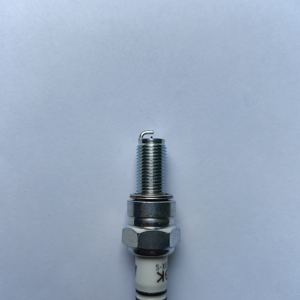 หัวเทียนแท้ NGK รุ่น 95649 CR7EDX-S สำหรับรถมอเตอร์ไซค์ยามาฮ่า <span class=keywords><strong>VOX</strong></span> (กล่อง) (XF50/D), เกียร์/เกียร์ใหม่ (BX50) 50 ซีซี - Product Image 6