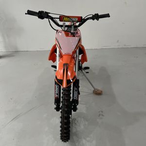 Moto tout-terrain haute vitesse 125cc 80KM/H Grandes roues Freins hydrauliques - Product Image 4