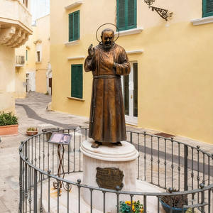 Statue religieuse d'extérieur sur mesure, sculptée en 3D, représentant le Père <span class=keywords><strong>Pio</strong></span>, en bronze, de style traditionnel. - Product Image 6