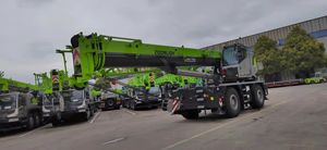 Zoomlion Narrow Field <span class=keywords><strong>4</strong></span> Wheel ZRT400V 40 <span class=keywords><strong>Ton</strong></span> <span class=keywords><strong>48m</strong></span> Pluma telescópica Grúa de camión para terreno áspero a la venta - Product Image 2