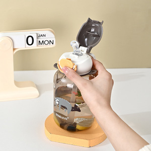 Sinh thái thân thiện phim hoạt hình trẻ em của rơm cup sáng tạo sinh viên xách tay nhựa 750ml áp dụng công suất lớn chàng trai cô gái đi bộ đường dài - Product Image 4