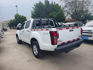 Isuzu <span class=keywords><strong>D</strong></span>-MAX 2.5T <span class=keywords><strong>4x4</strong></span> Manuelle Base 2015, Moteur 4JK1, Véhicule <span class=keywords><strong>d</strong></span>'<span class=keywords><strong>occasion</strong></span> à grande vitesse avec intérieur clair, Traction avant - Product Image 5