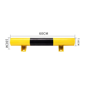 Poteau de sécurité pliable en U rouge pour parking, borne de sécurité durable pour allée et garage - Product Image 1
