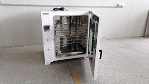 เครื่องนึ่งฆ่าเชื้อแบบอัตโนมัติ LAS-9023A สำหรับห้องปฏิบัติการ ใช้ความร้อนสูงและลมร้อนแห้ง - Product Image 3