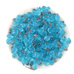 Patitos de Resina Miniatura al por Mayor, Brillantes en la Oscuridad, Adornos Decorativos, 17x18mm, 100 Piezas/Bolsa - Product Image 6