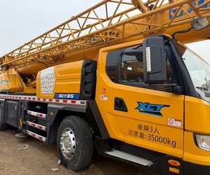 XCM xct35L5 35t <b>crane</b> Year 2020 Truck All-Terrain <b>Crane</b> with SAC1300t STC800t6 STC800t5 STC1000c7 <b>crane</b> made in China - Product Image 6