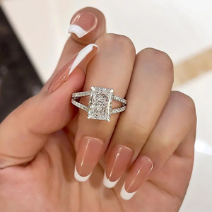 Anello di fidanzamento quadrato a doppio strato per donna, elegante gioiello da dito alla moda - Product Image 5