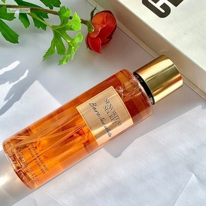 Perfume Corporal Floral Fresco en Spray, Fragancia para Damas, Venta al por Mayor, Disponible para Envío Inmediato - Product Image 2