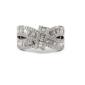 Anillos Finos de Plata de Ley con Diseño de Lazo Vintage en Oro Blanco, de Alta Calidad, para Mujer, para Bodas y Fiestas, Venta al por Mayor en China - Product Image 1