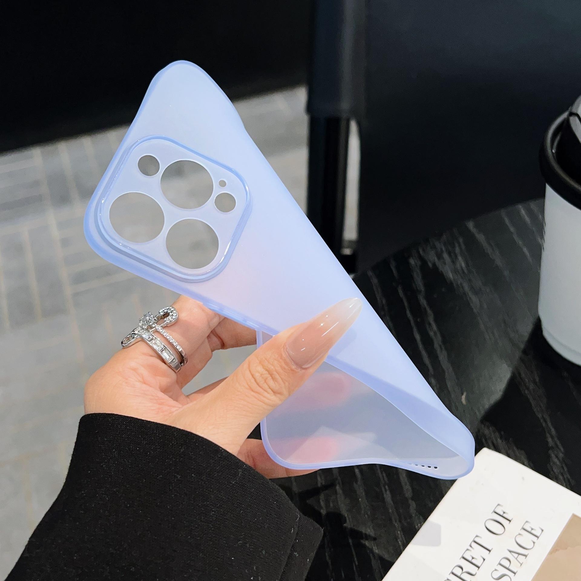 สีฟ้าโปร่งแสง