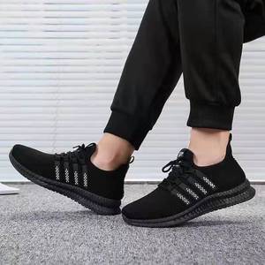 Zapatillas de running y caminar casuales para hombre con forro de algodón, a la moda, color negro, para primavera y otoño, estilo urbano. - Product Image 4