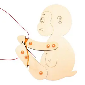Esperimento scientifico fai da te che si arrampica sulla tecnologia delle scimmie scuola primaria e secondaria giocattoli materiali fatti a mano regali