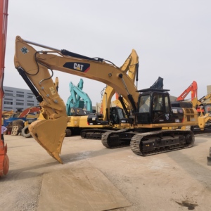 Excavatrice Caterpillar CAT 330D d'occasion, 30 tonnes, d'origine japonaise, en vente. - Product Image 6