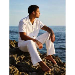 Conjunto de Playa de 2 Piezas para Hombre, Camisa Blanca de Manga Corta de Algodón y Pantalones Holgados, Estilo Casual de Verano - Product Image 4