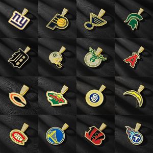 Colliers chaîne en bambou hip-hop en alliage incrusté de diamants, pendentifs de baseball avec logo d'équipe euro-américaine, vente chaude transfrontalière - Product Image 2