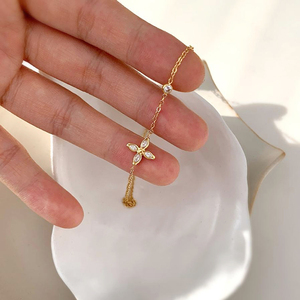 <span class=keywords><strong>2025</strong></span> nuevo diseño al por mayor no deslustre Acero inoxidable chapado en oro personalizado Mujer Flor gargantilla collares - Product Image 3