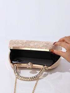 2026 New Arrival Luxury Women's Polyester Sequin Classic <b>Evening</b> <b>Bag</b> Fashionable Golden Chain Magnetic Closure - Product Image 4