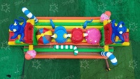 Parcours d'obstacles gonflable géant pour enfants sur le thème de la jungle et des monstres sucrés, idéal pour les carnavals
