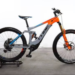 Bicicleta Eléctrica de Montaña Cube Stereo Hybrid Factory Edition de 12 Velocidades, EMTB con Suspensión Completa, Frenos de Disco Hidráulicos de Fibra de Carbono - Product Image 1