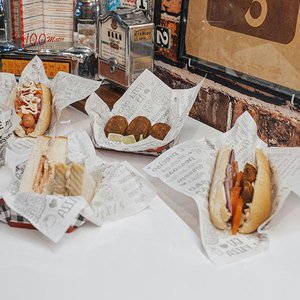 Papier ciré PE 40 g/m² personnalisé avec logo, résistant à la graisse, à l'humidité et à l'eau, de qualité alimentaire, pour emballages de burgers (Papier Alimentaire) - Product Image 1