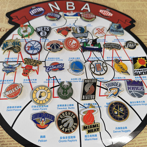 Fabricant de produits de basketball : Créez vos propres épingles personnalisées, badges en métal avec logo, broches, épingles en émail dur ou souple, épingles de revers - Product Image 5