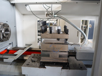 Torno CNC de Cama Plana Horizontal de 2 Ejes CK6150, Servicio Mediano, Alta Velocidad, Sistema de Control GSK, 90-1800 RPM, Pieza de Trabajo Máxima de 2000 mm