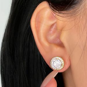 Pendientes Minimalistas de Circonia Cúbica, Chapados en Oro de 18K, Modernos y de Lujo, Estilo Coreano, para Mujer - Product Image 3