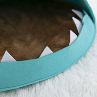 Nettes Haifischfilz-Haustier bett New Style Katzen & Hunde Schlaf bett Katzen bedarf Kreatives Dreieck Tiefschlaf bett