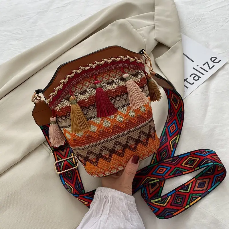 Vintage Ethnic Shoulder Bag Embroidery Boho Hippie Tassel Tote Messenger Beach Crossbody Women Girls Purse Phone Wallet Pouch