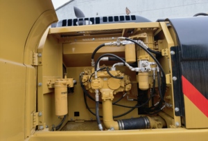 Moteur à noyau d'origine japonaise utilisé pour l'excavatrice Cat 325D à vendre, poids en ordre de marche de 25 tonnes - Product Image 5