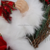 Ornamen Pohon Natal Santa Claus Berlampu LED, Hiasan Gantung Garland Plastik Poliester 45x35cm Bersertifikat CE Logo Kustom SOTE