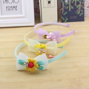 Serre-têtes en tissu de style coréen pour filles avec fleurs, accessoires pour cheveux d'enfants à usage quotidien, vente en gros, couleurs aléatoires - Product Image 4