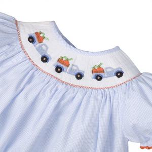 Conjunto Infantil Otoñal Personalizable Hecho a Mano con Bordado Smocked de Camión Calabaza, Venta al por Mayor ODM, 100% Algodón - Product Image 1