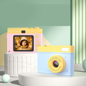 2024 Retro Mini Kindercamera Met Ingebouwde Games 2.0 Inch Scherm 1080P Hd 180 Groothoek Opnamefunctie-Leuk Cadeau - Product Image 2