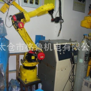 Robot articulé FANUC d'occasion pour soudage, manutention, découpe, servo-électrique - Product Image 2
