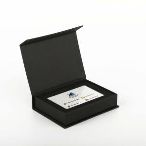 กล่องบรรจุการ์ดแม่เหล็กที่<span class=keywords><strong>ระลึก</strong></span>เกมของขวัญหรูหราโลโก้ออกแบบได้เองสำหรับธุรกิจสีดำกระดาษแข็งแบบแข็งธนาคารวีไอพีการ์ดโลหะ - Product Image 3