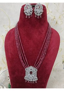 Conjunto de Collar de Cuentas Multicolor de Primera Calidad con Colgante Central de Circonia Cúbica y Pendientes a Juego, Joyería Elegante y Moderna - Product Image 5