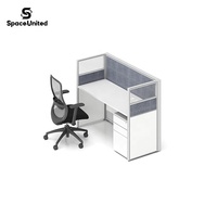 Poste de travail individuel SpaceUnited avec panneaux en tissu et en verre, écran de confidentialité en métal et rangement intégré