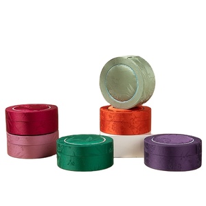 Boîte à bijoux rétro de luxe Tian Di Gai, boîte à bijoux pour bracelets, support de vente en gros, boîte à bijoux chinoise à motif bambou - Product Image 1