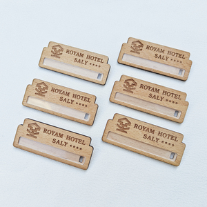 Spille da bavero <span class=keywords><strong>in</strong></span> <span class=keywords><strong>legno</strong></span> personalizzate con logo e strass, ecologiche, incise al laser, targhette identificative e spille di sicurezza per uso aziendale - Product Image 2