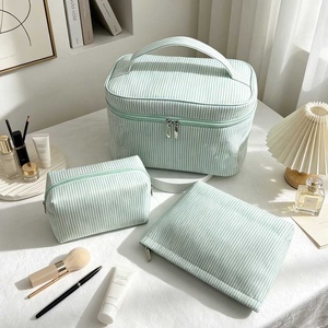Hongbo Trousse de Maquillage Portable Grande Taille en Tissu Gaze de Coton Rayé Effet <span class=keywords><strong>Bulle</strong></span>, Pochette de Rangement Cosmétique de Voyage, Vente en Gros - Product Image 4