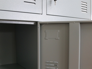 Armario Moderno Plegable de Acero con 15 Puertas, Estructura KD Personalizada para Uso en Escuelas, Hoteles, Centros Comerciales, Dormitorios y Oficinas - Product Image 6