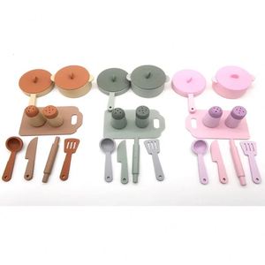 Nouvel ensemble de jouets éducatifs en silicone souple sans BPA pour cuisine de jeu, idéal pour le développement précoce des filles - Vente en gros 2024 - Product Image 1