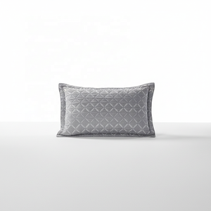 Set <span class=keywords><strong>Copriletto</strong></span> Trapuntato <span class=keywords><strong>Grigio</strong></span> Diamantato, Set 3 Pezzi Reversibile in Microfibra con Federe, Biancheria da Letto per Tutte le Stagioni - Product Image 4