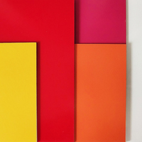 Panneau composite en aluminium 4mm Revêtement mural de haute qualité Feuille d'acp Alucobond Murs rideaux décoratifs au design moderne
