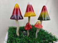 Figurine en céramique de champignon de jardin, piquet de plantes décoratives, accessoires ornementaux de pelouse pour l'extérieur