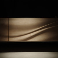 Italienischer Minimalistischer Mid-Century Designer TV-Schrank Schwarznuss Myanmar Teak Massivholz Naturholz Wachsöl-Finish